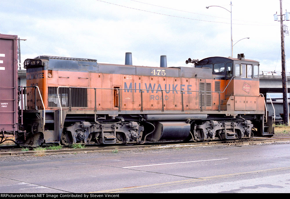 Milwaukee Road MP15AC #475